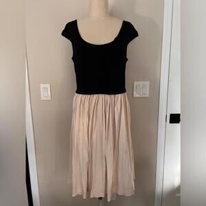 TSE scoop neck ballet style dress black ivory size 8